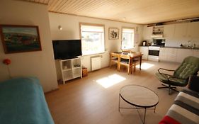 One bedroom apartment in quiet neighborhood
